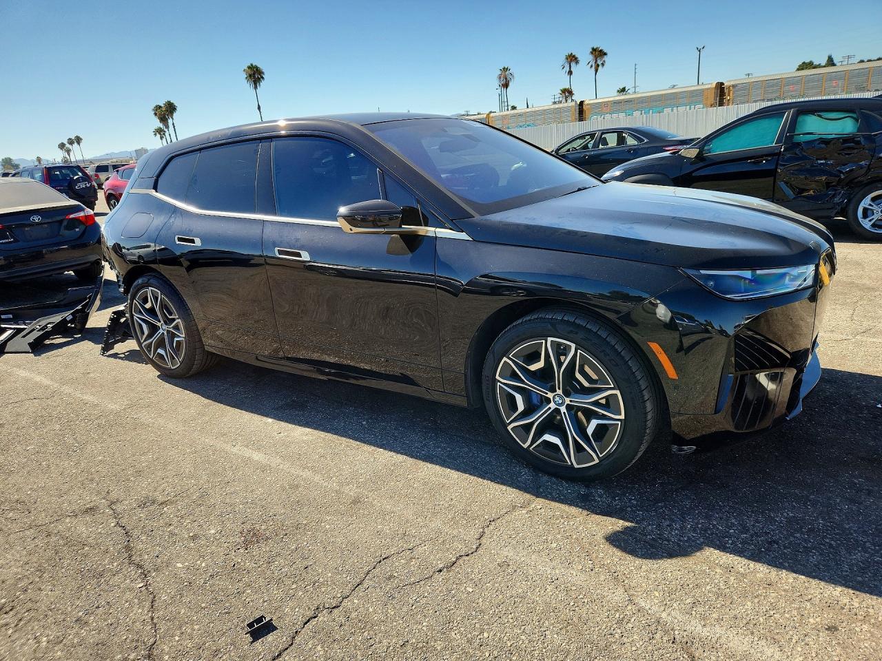 2024 BMW Ix xDrive50 - zdjęcie 4