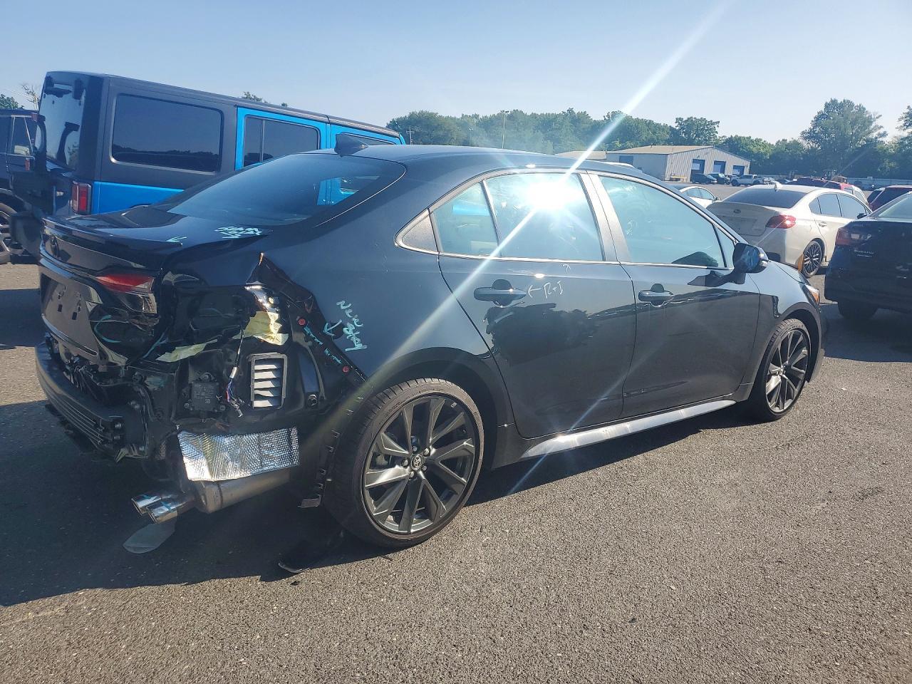 2026 Toyota Corolla Xse - zdjęcie 3