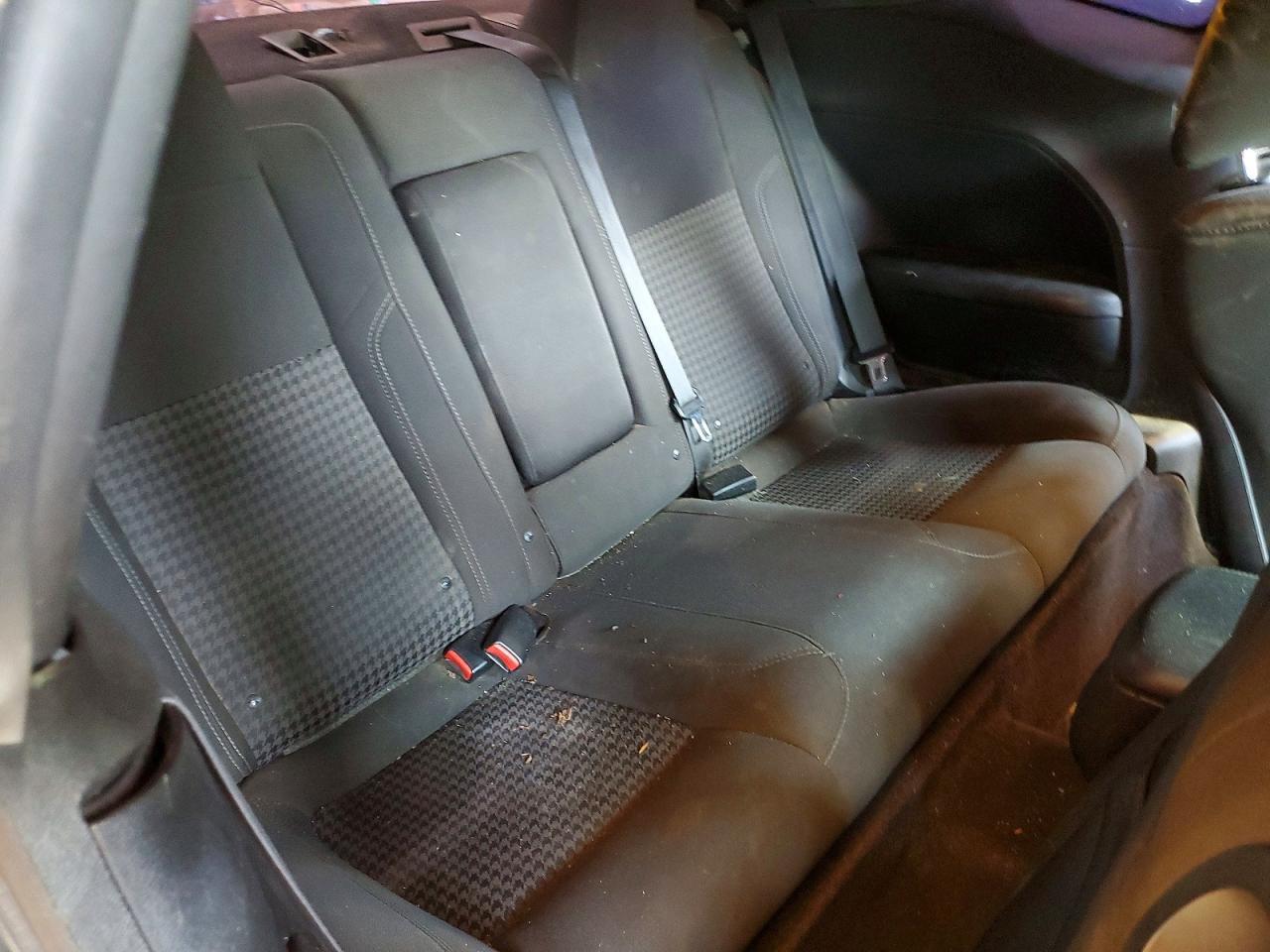 2016 Dodge Challenger Sxt - zdjęcie 10