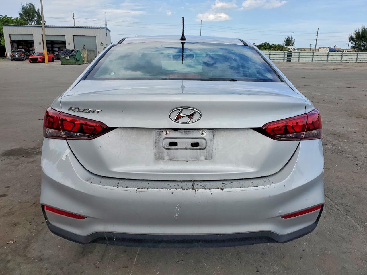 2022 Hyundai Accent Se - zdjęcie 6