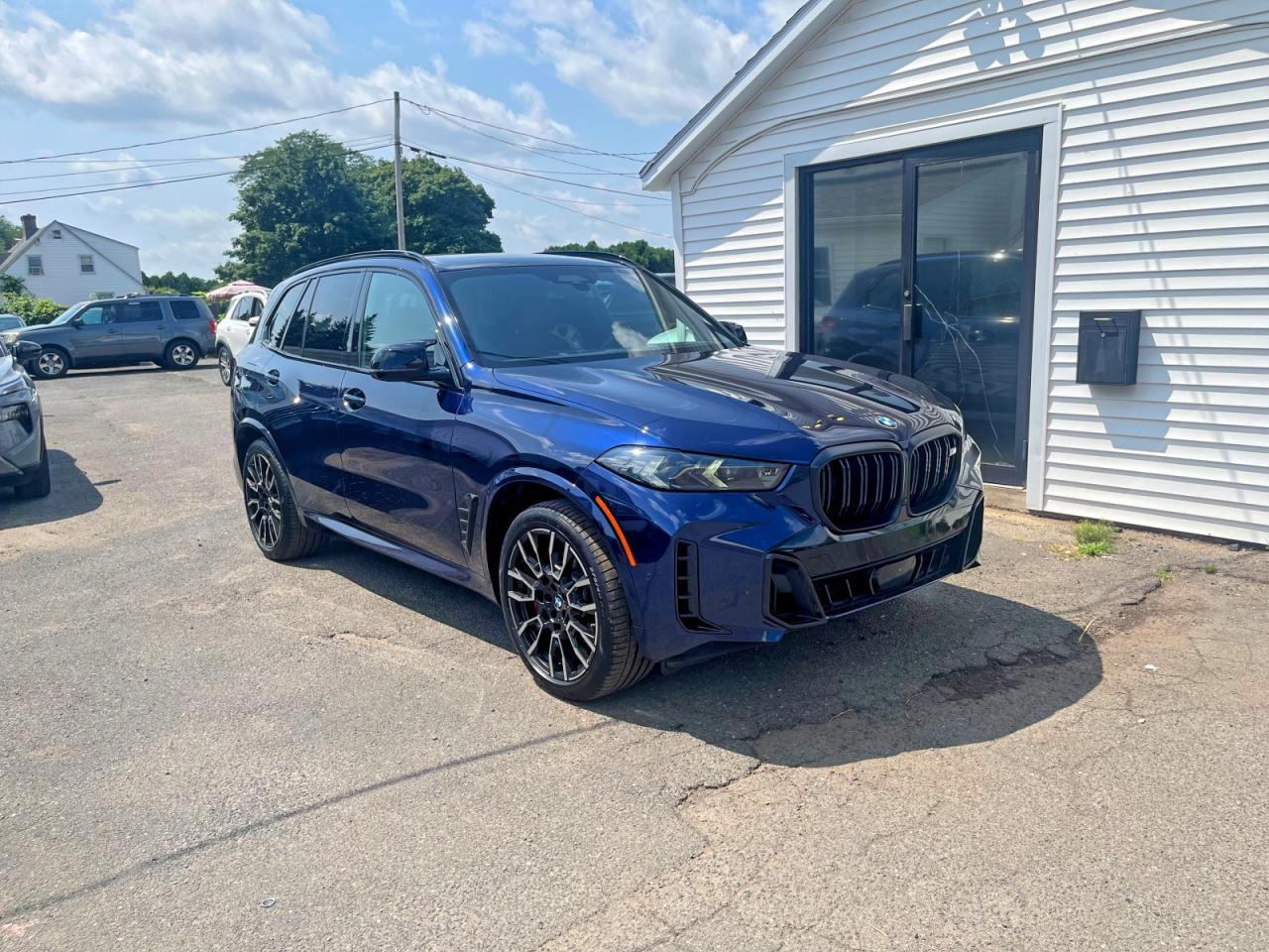 2024 BMW X5 M60I - zdjęcie 4