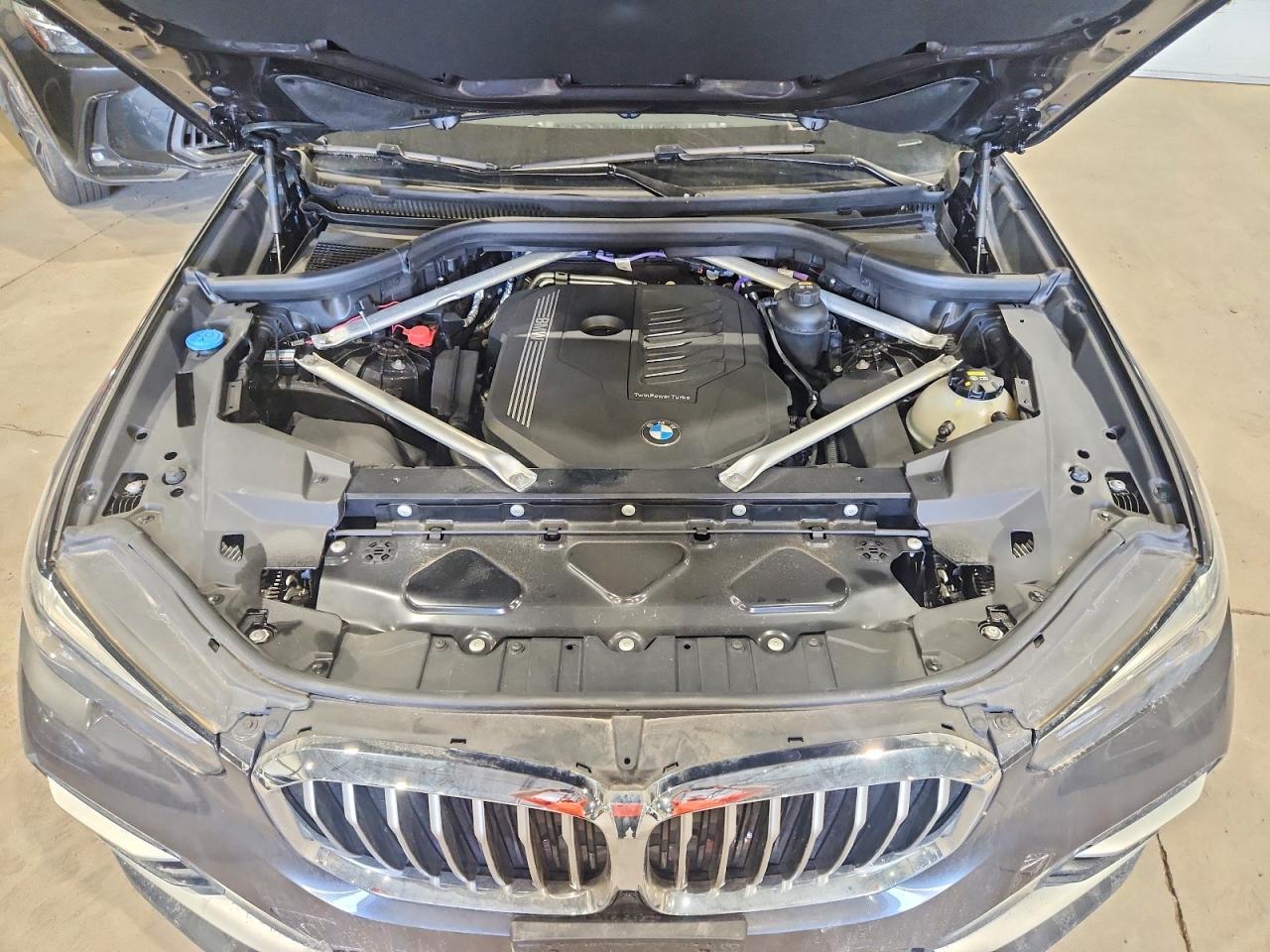 2023 BMW X5 xDrive40I - zdjęcie 11
