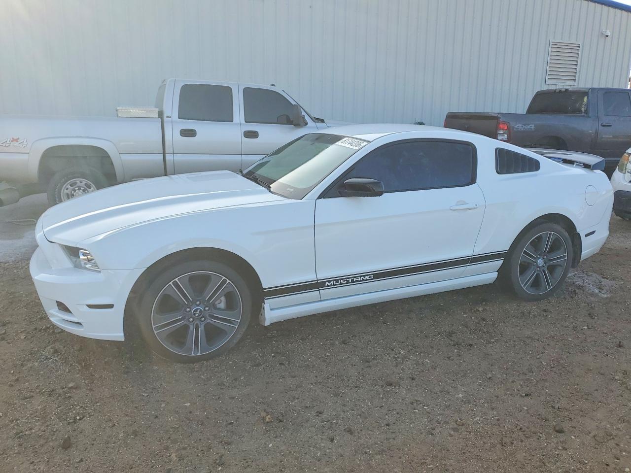 2013 Ford Mustang - zdjęcie główne