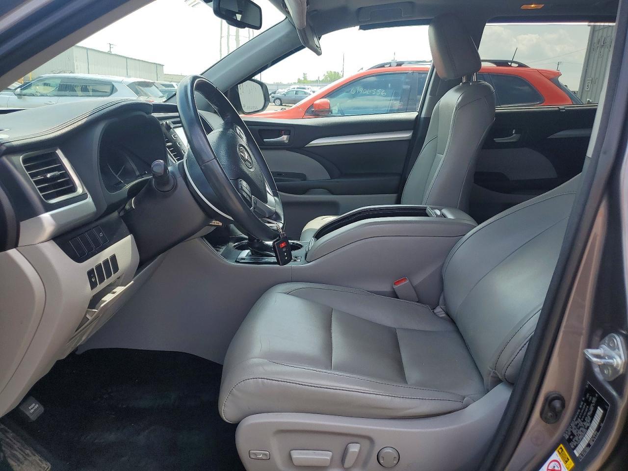 2016 Toyota Highlander Xle - zdjęcie 7
