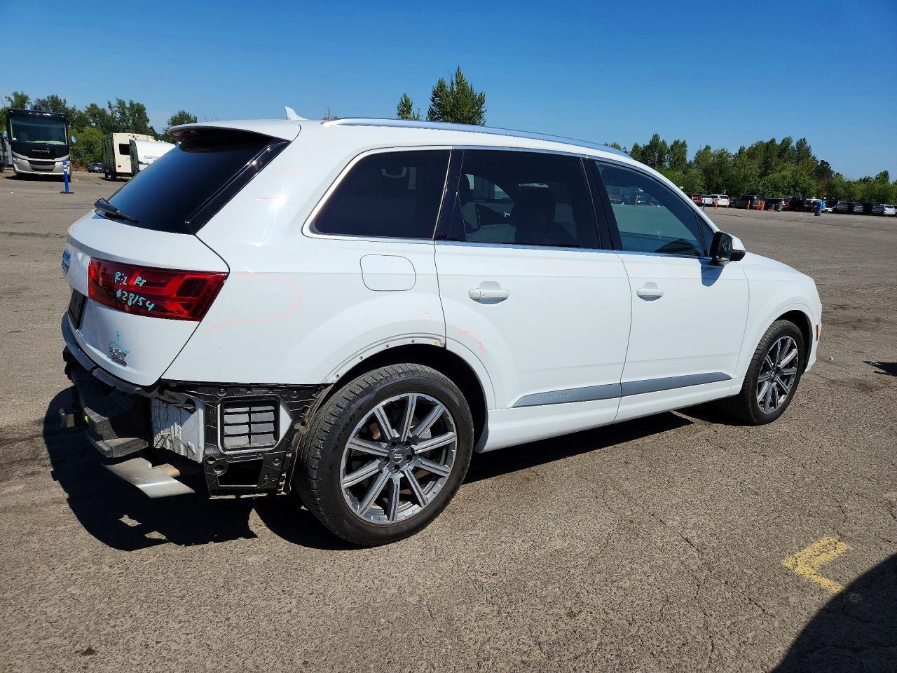 Audi Q7 - zdjęcie 3
