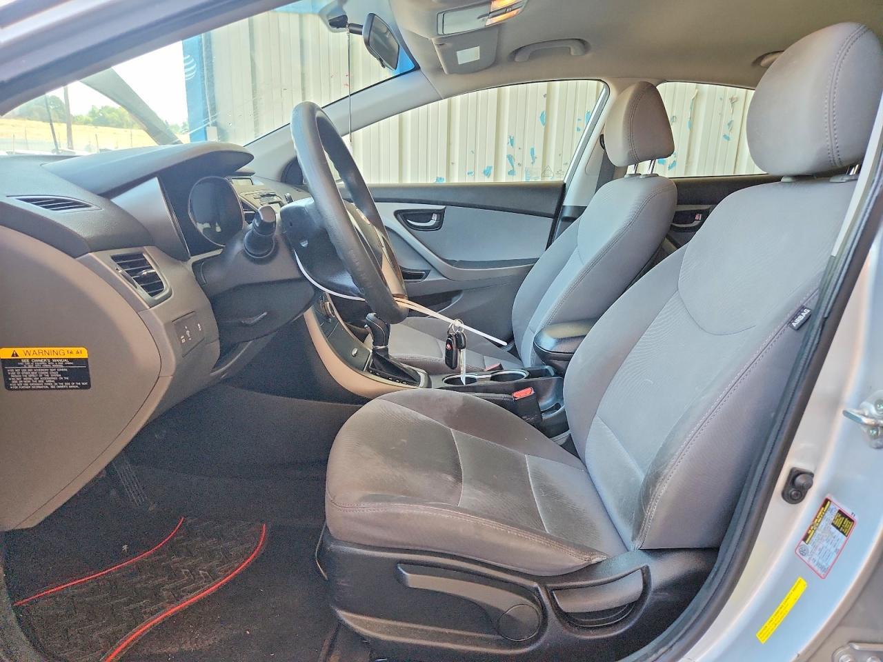 2014 Hyundai Elantra - zdjęcie 7