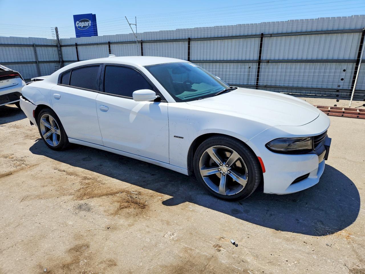 2015 Dodge Charger R/T - zdjęcie 4