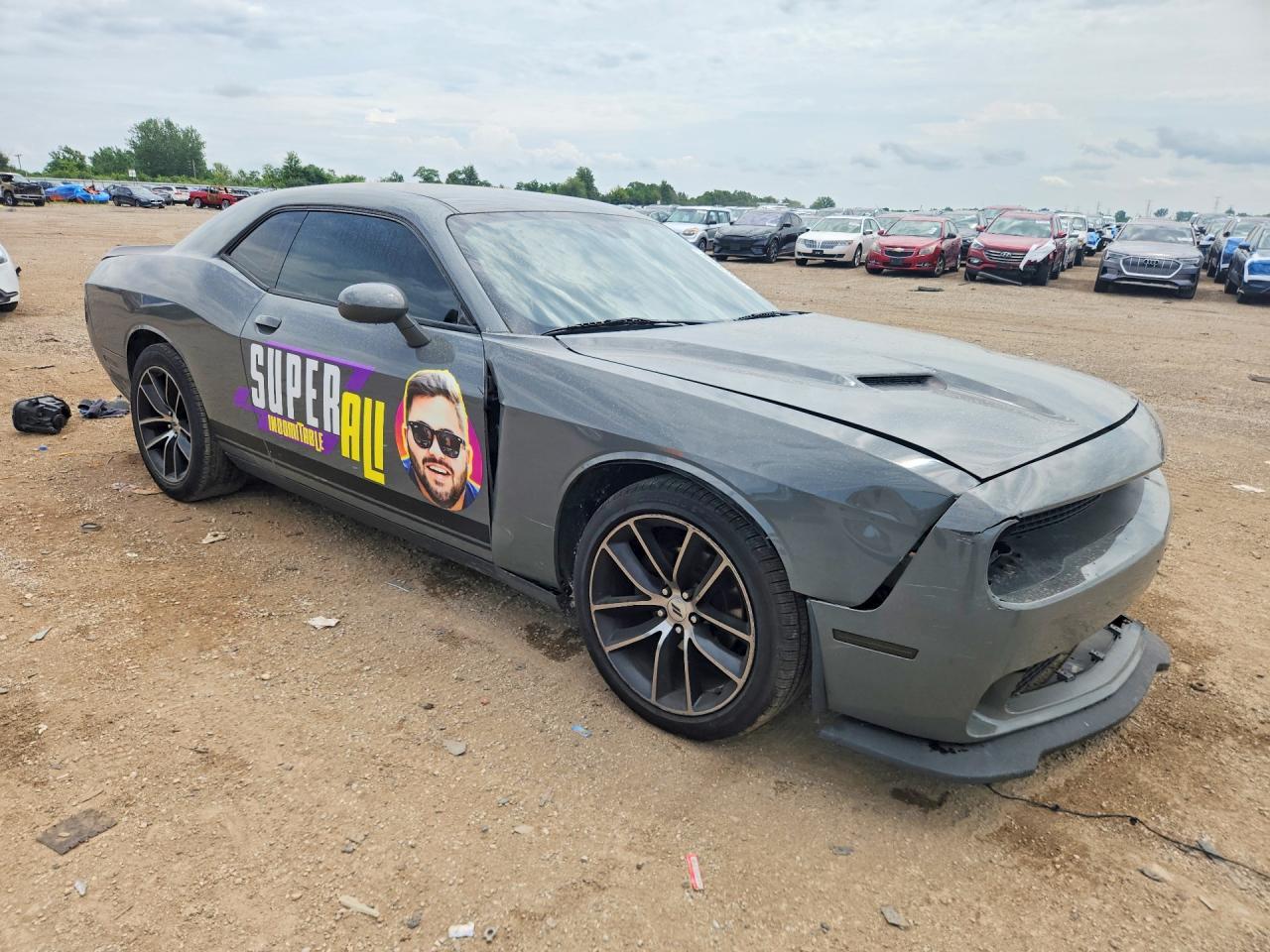 2017 Dodge Challenger Sxt - zdjęcie 4