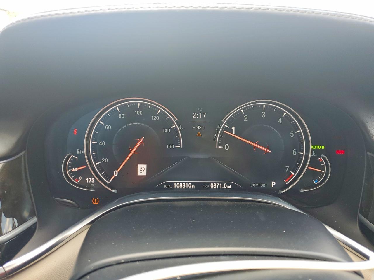 2016 BMW Seria 7 750i - zdjęcie 9
