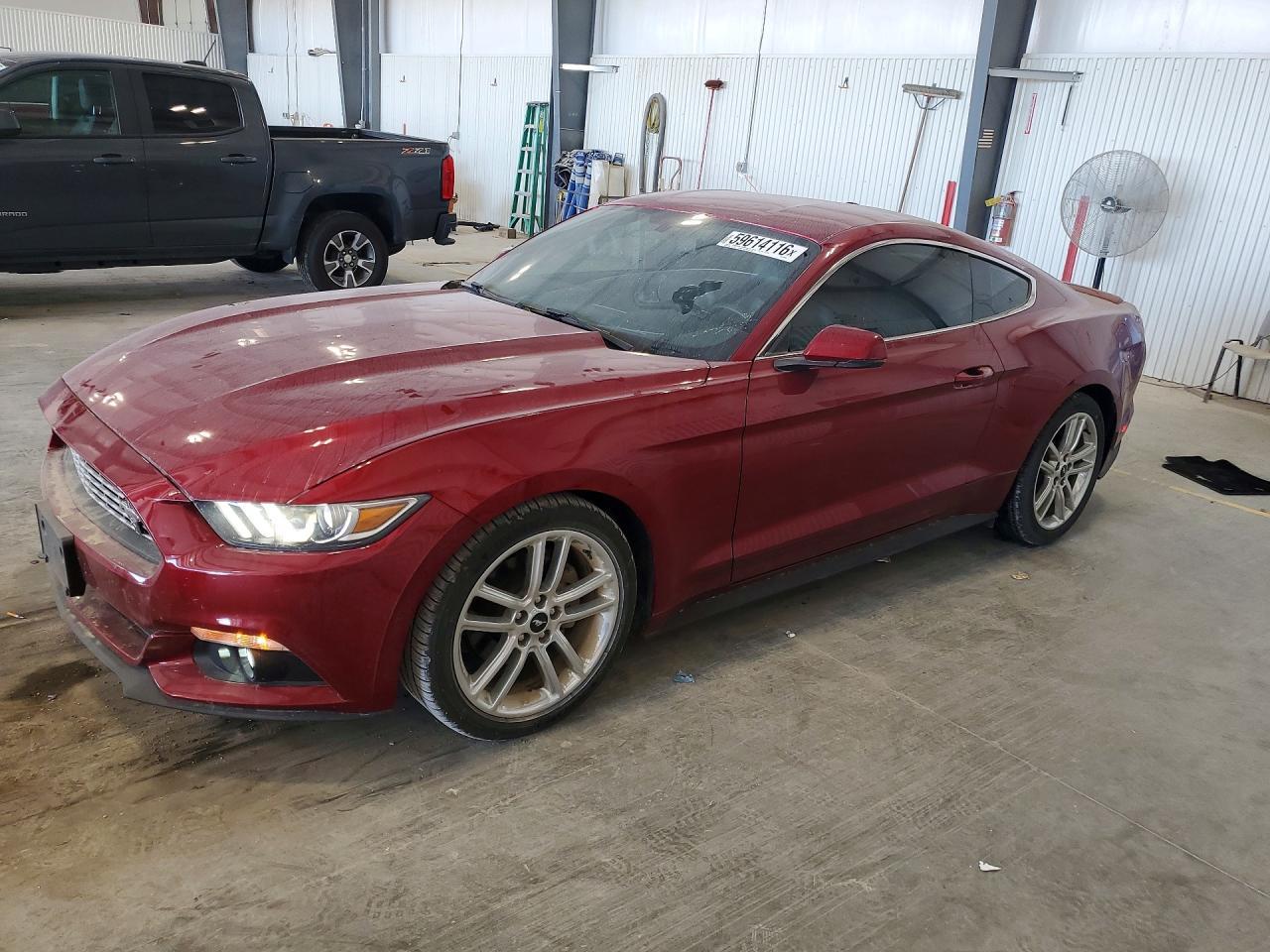2017 Ford Mustang - zdjęcie główne