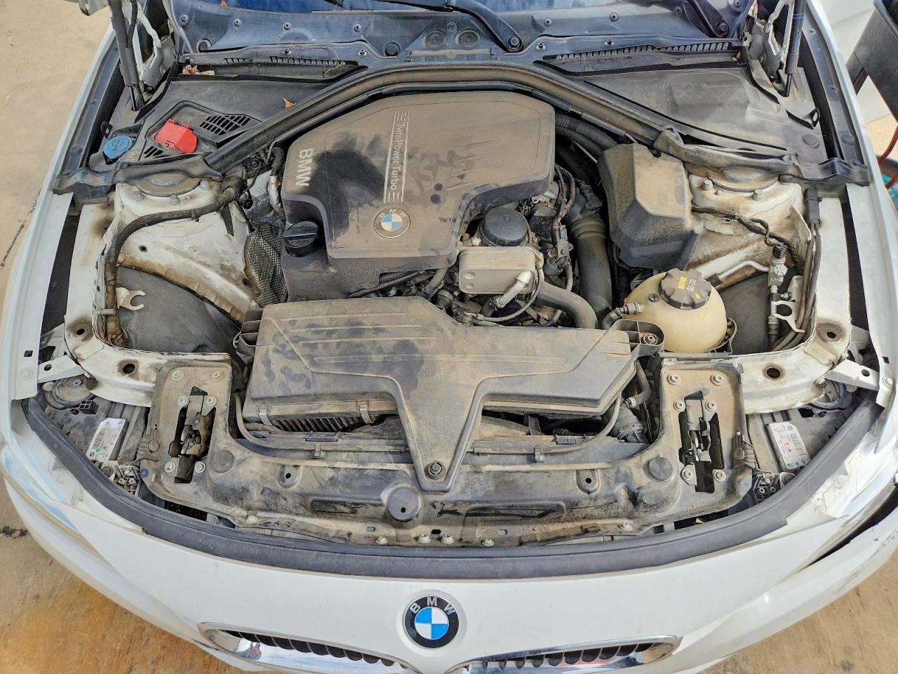 2018 BMW 320 I - zdjęcie 11