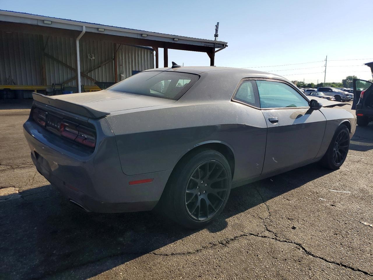 2017 Dodge Challenger Sxt - zdjęcie 3