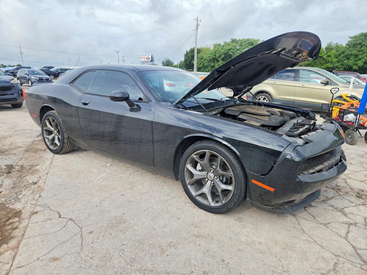 2017 Dodge Challenger Sxt - zdjęcie 4