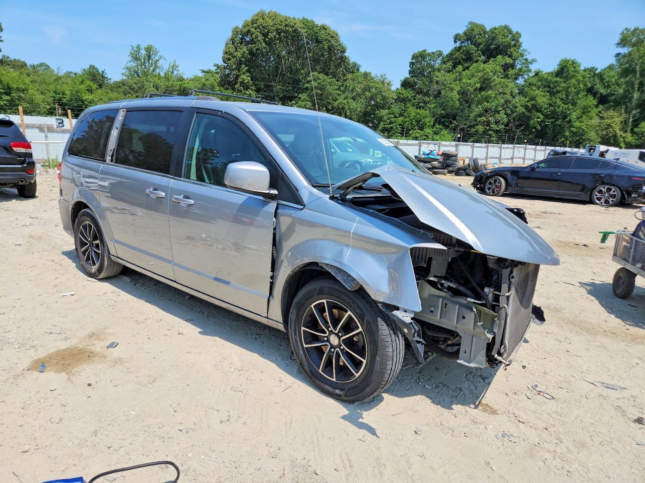 2019 Dodge Grand Caravan Sxt - zdjęcie 4
