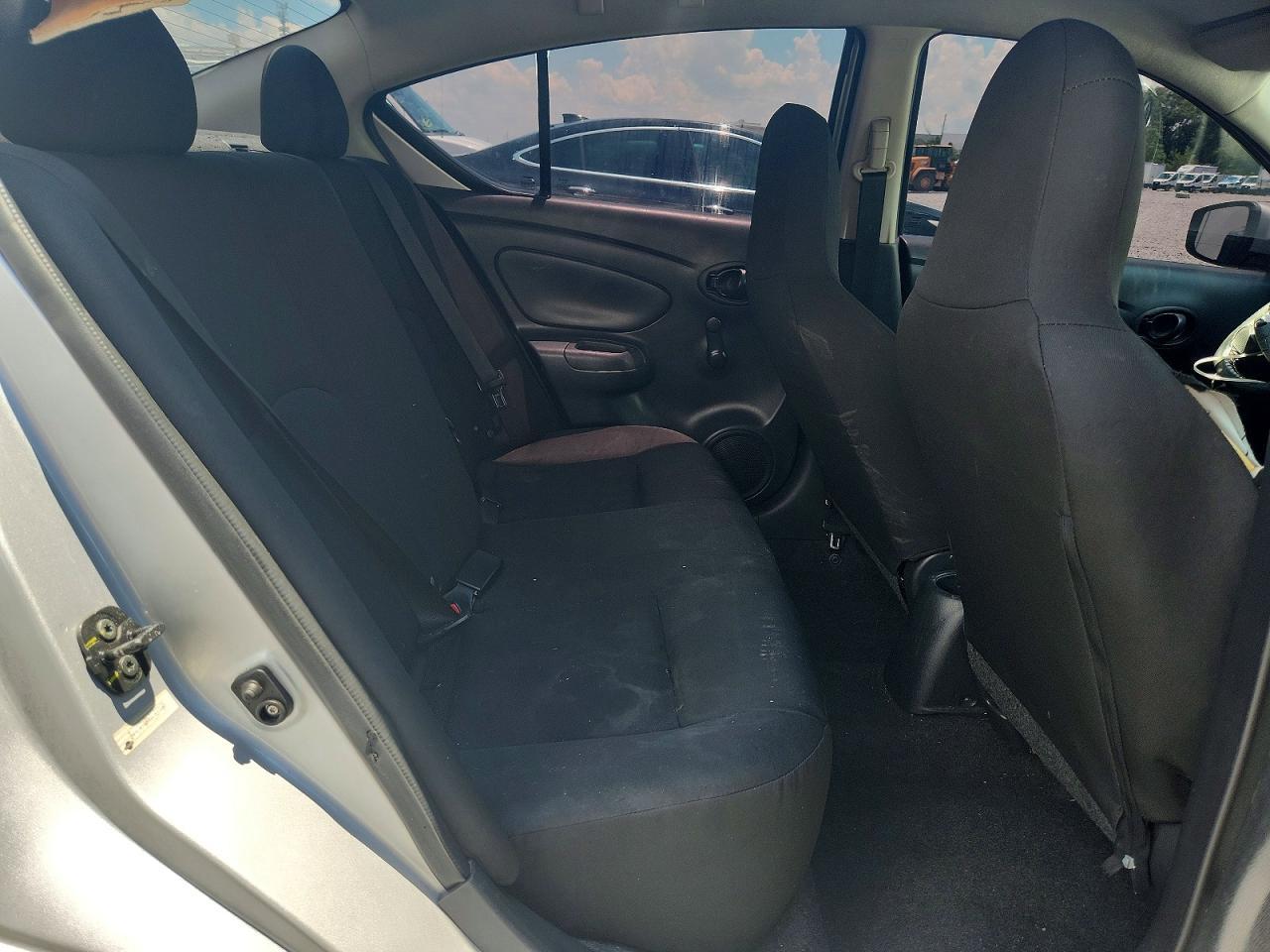 2016 Nissan Versa 1.6 S Plus - zdjęcie 10
