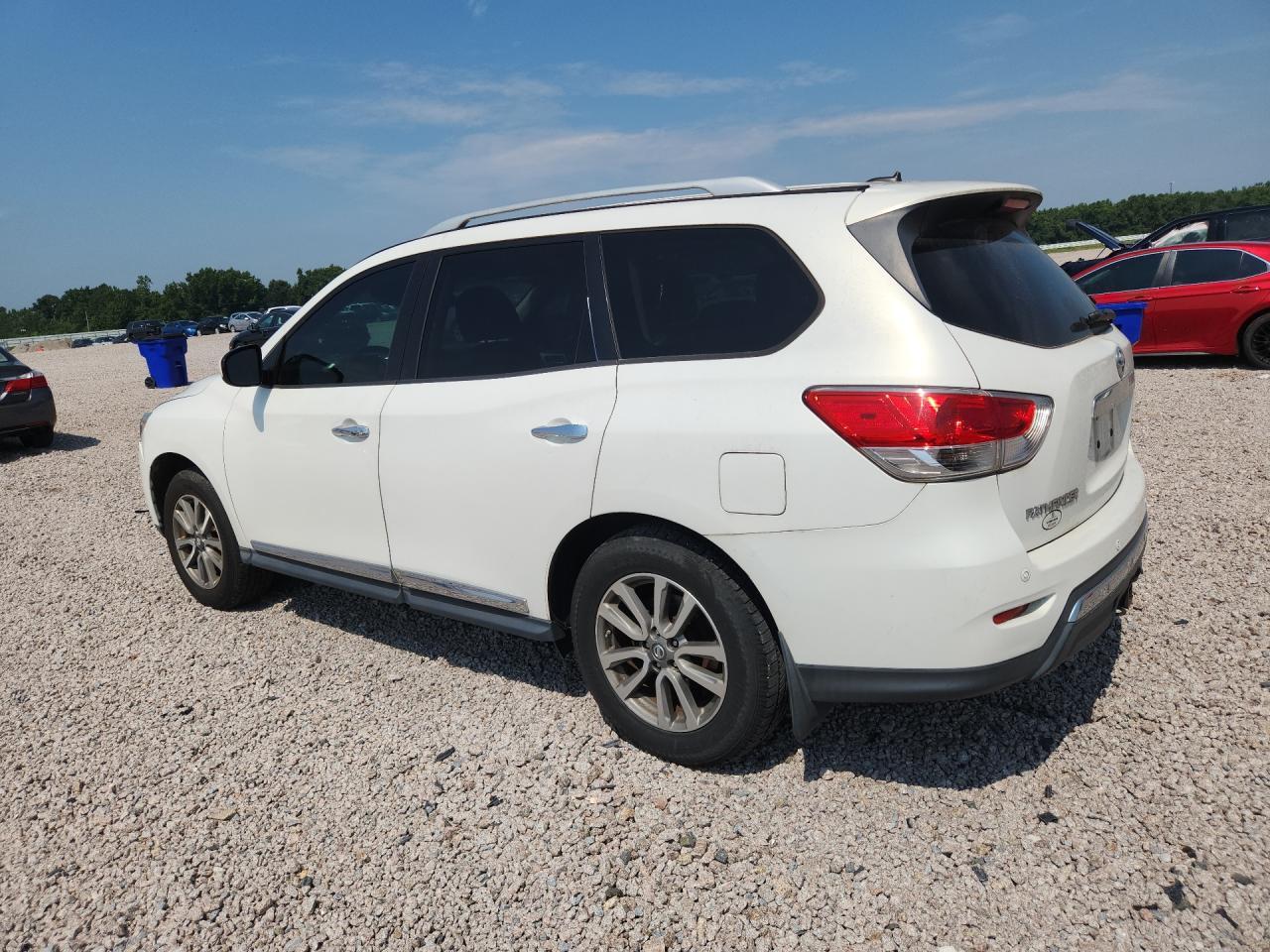 2014 Nissan Pathfinder S - zdjęcie 2