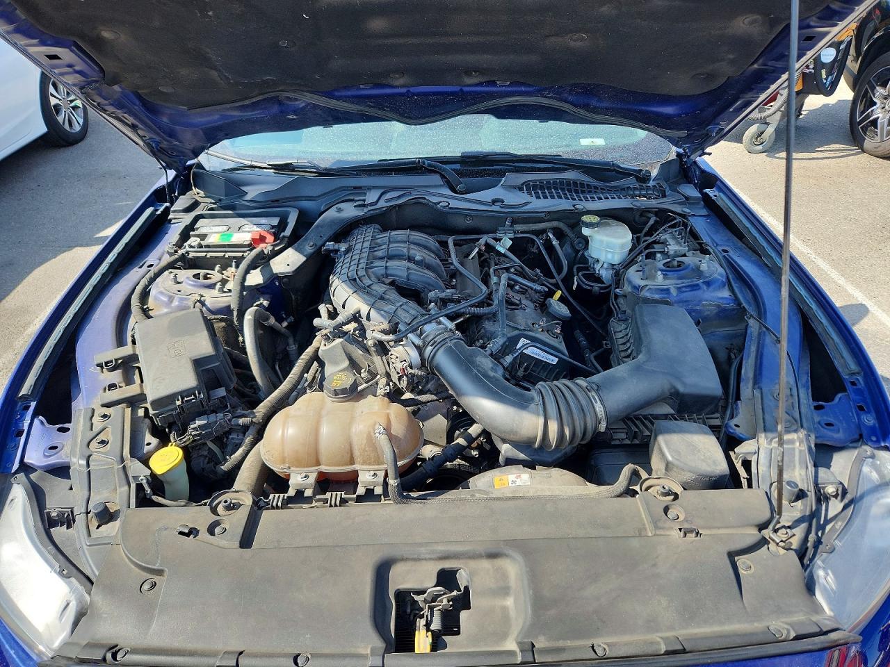 2016 Ford Mustang - zdjęcie 11