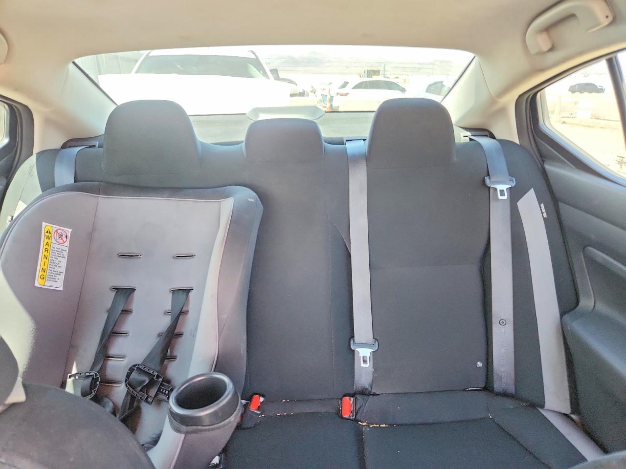 2025 Nissan Versa S - zdjęcie 10