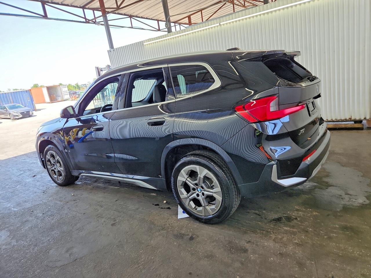 2026 BMW X1 xDrive28I - zdjęcie 2