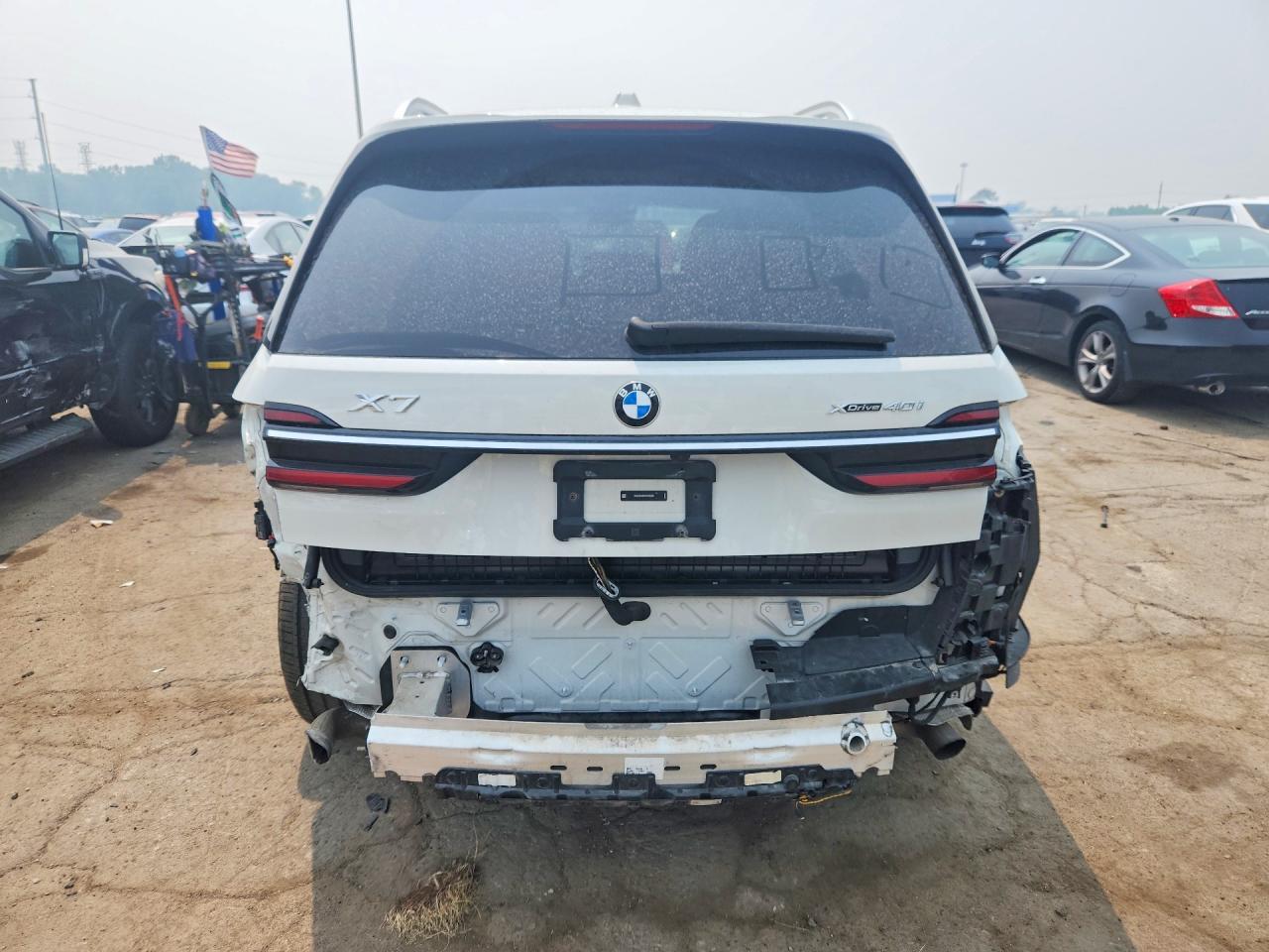 2024 BMW X7 xDrive40I - zdjęcie 6