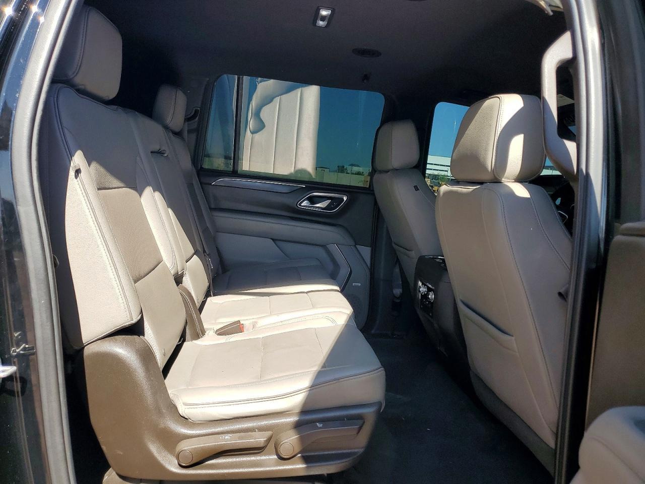 2021 GMC Yukon Xl C1500 Slt - zdjęcie 11