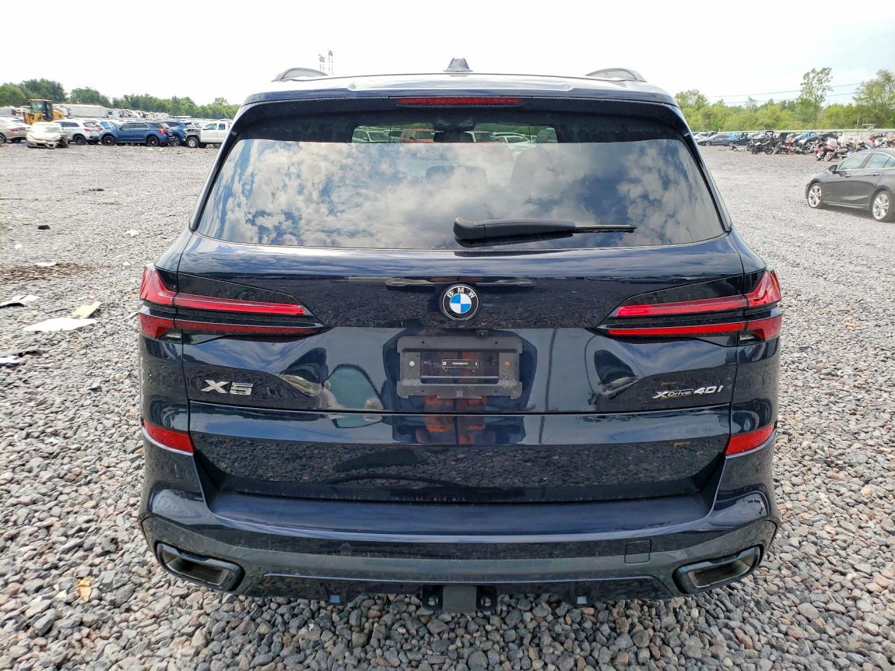 2025 BMW X5 xDrive40I - zdjęcie 6