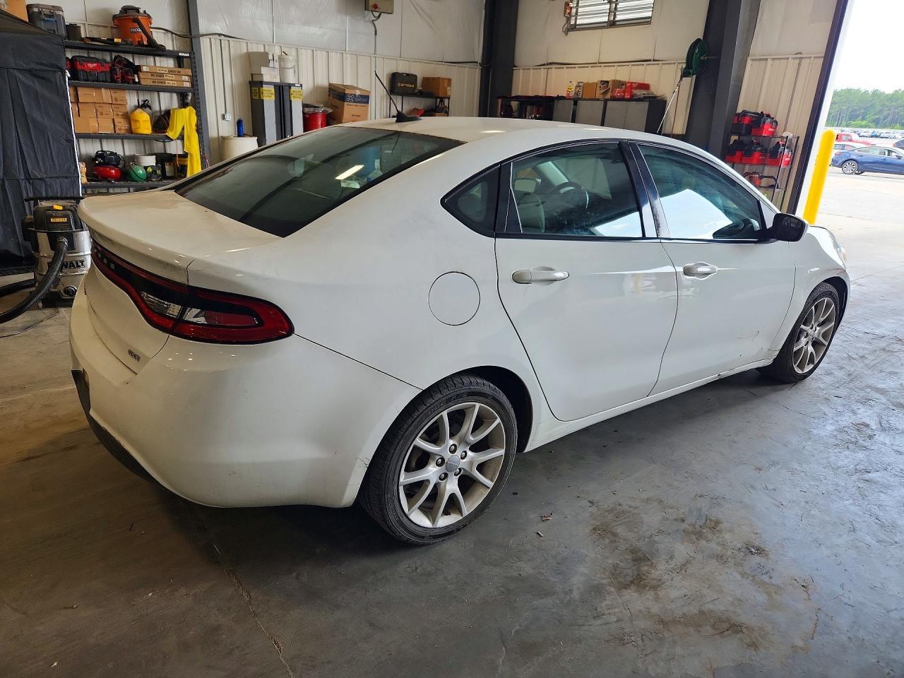 2013 Dodge Dart Sxt - zdjęcie 3