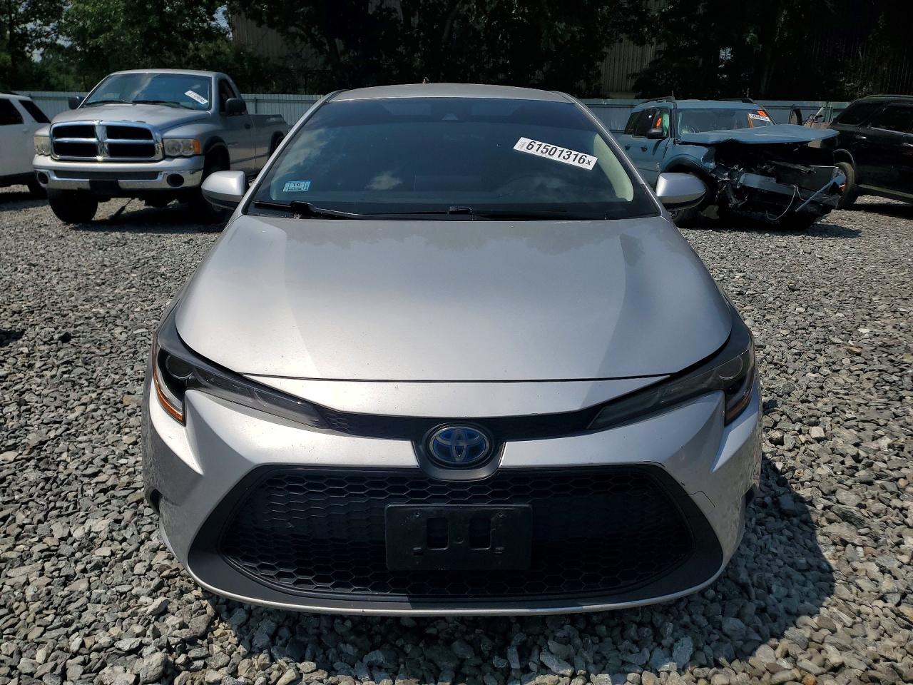 Toyota Corolla - zdjęcie 5