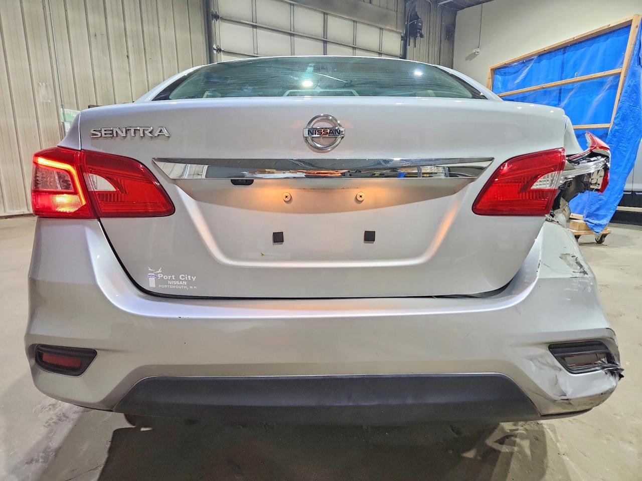 2019 Nissan Sentra S - zdjęcie 6