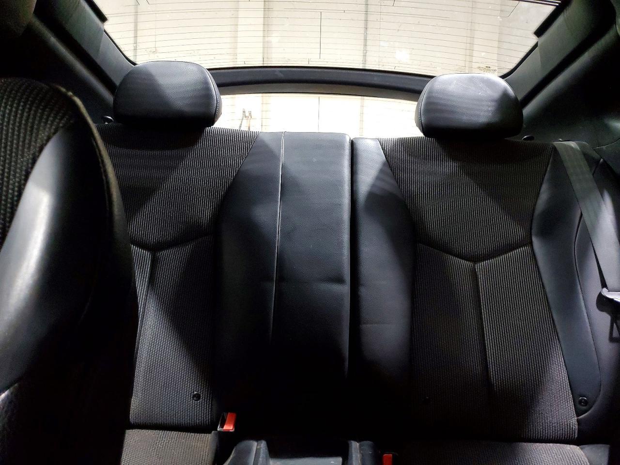 2013 Hyundai Veloster Base - zdjęcie 10