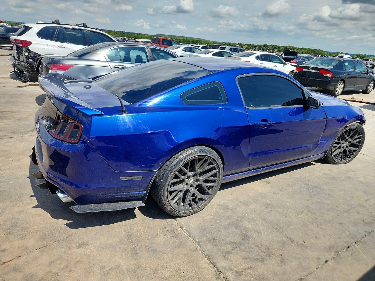 2013 Ford Mustang - zdjęcie 3