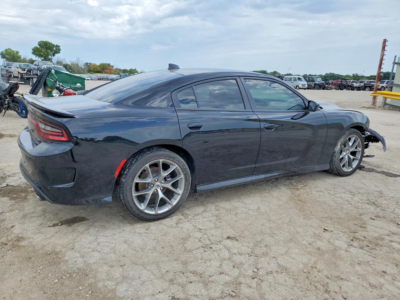 2023 Dodge Charger Gt - zdjęcie 3