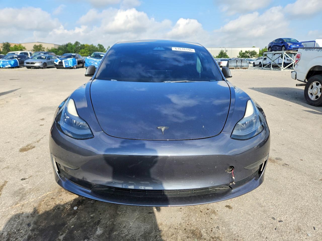 2021 Tesla Model 3 - zdjęcie 5