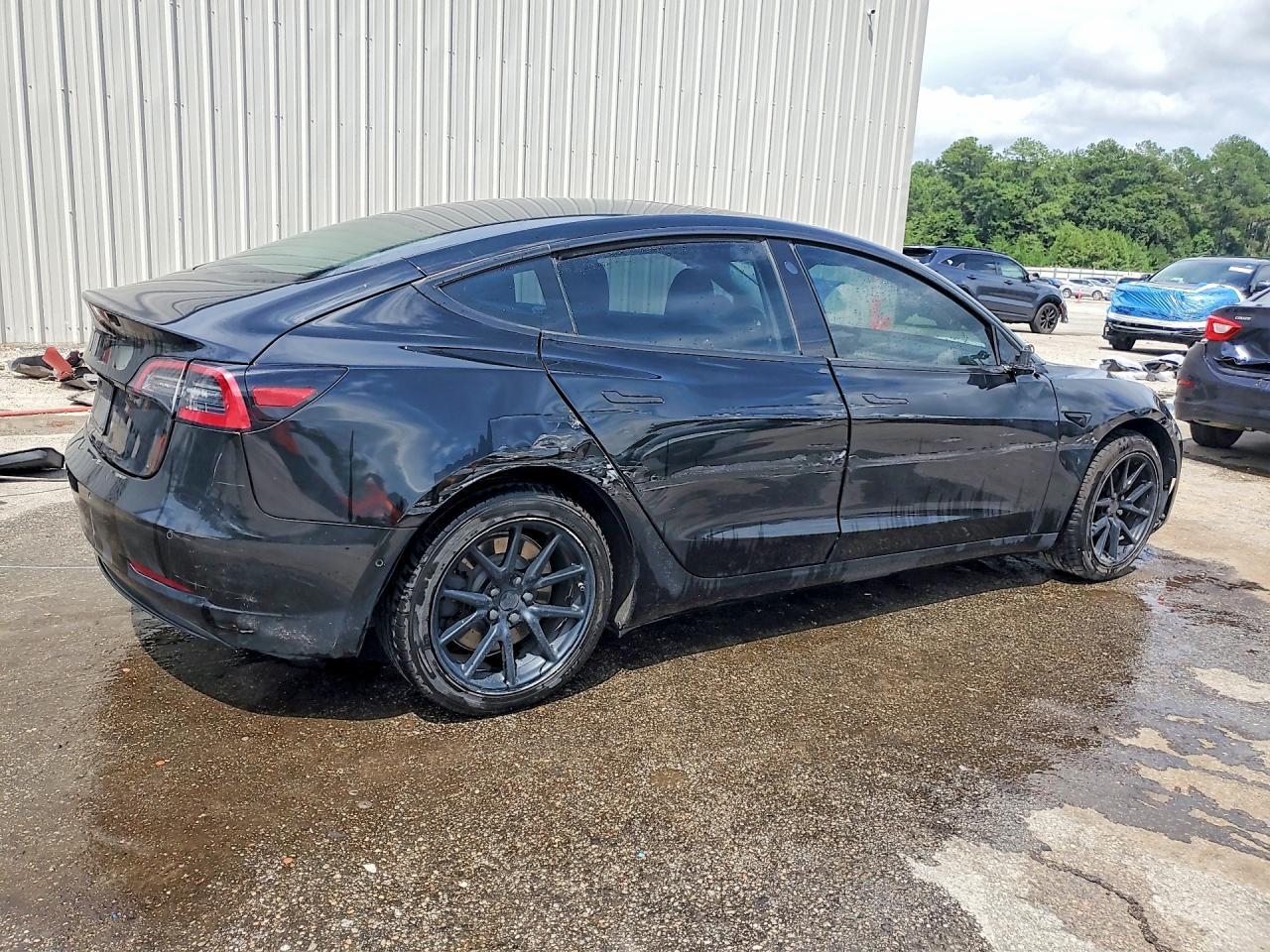 2018 Tesla Model 3 - zdjęcie 3