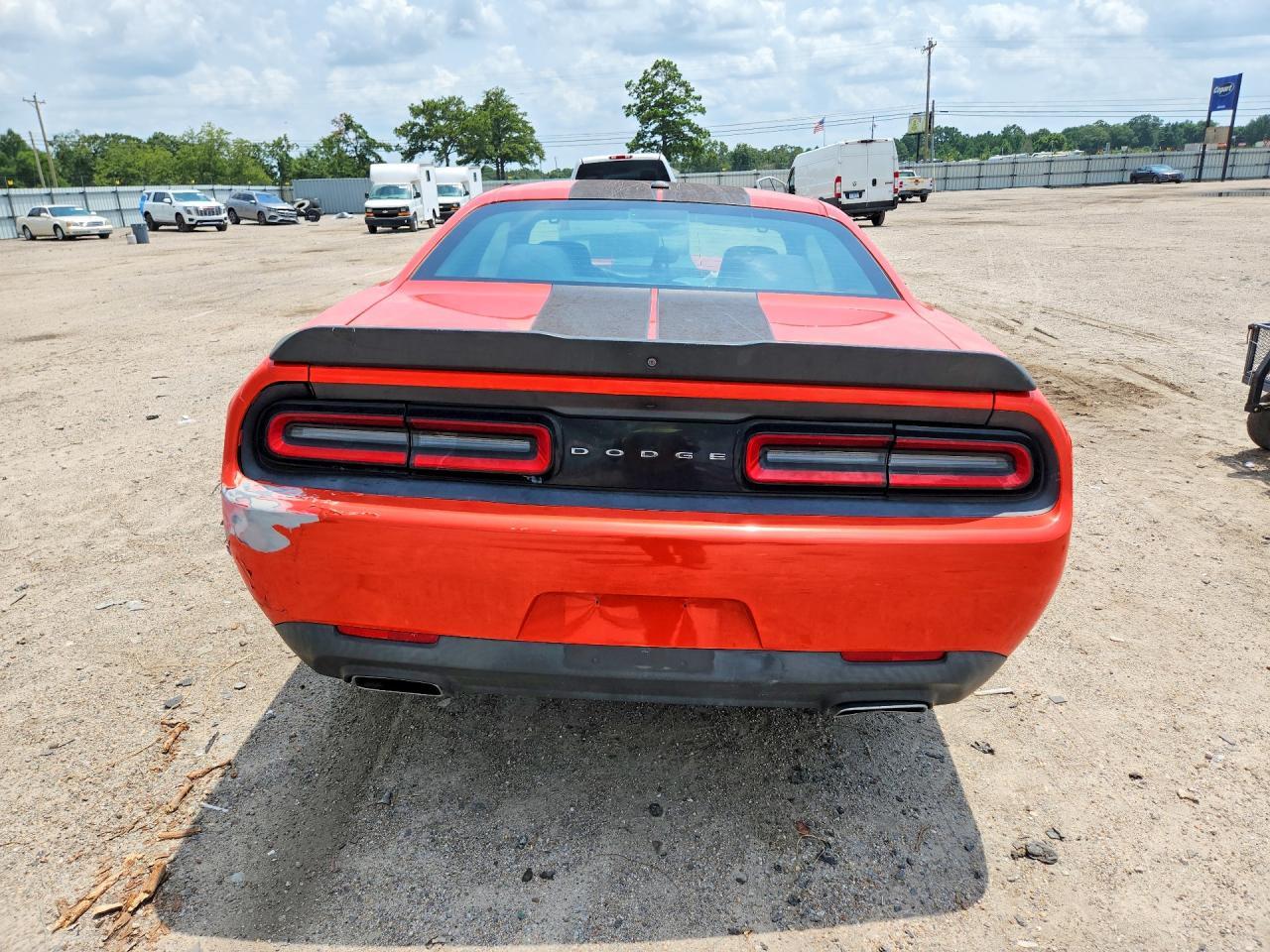 2017 Dodge Challenger Sxt - zdjęcie 6
