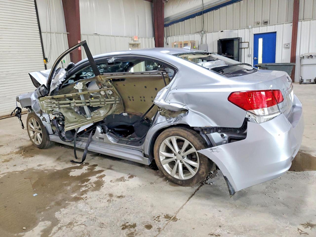 2014 Subaru Legacy 2.5I Premium - zdjęcie 2