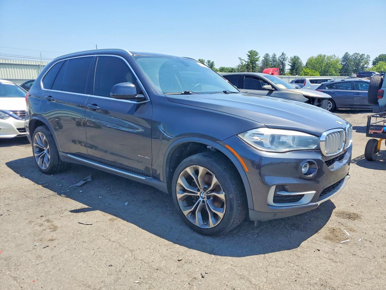 2015 BMW X5 xDrive35I - zdjęcie 4