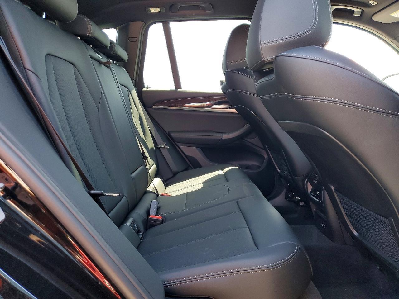 2024 BMW X3 xDrive30I - zdjęcie 10