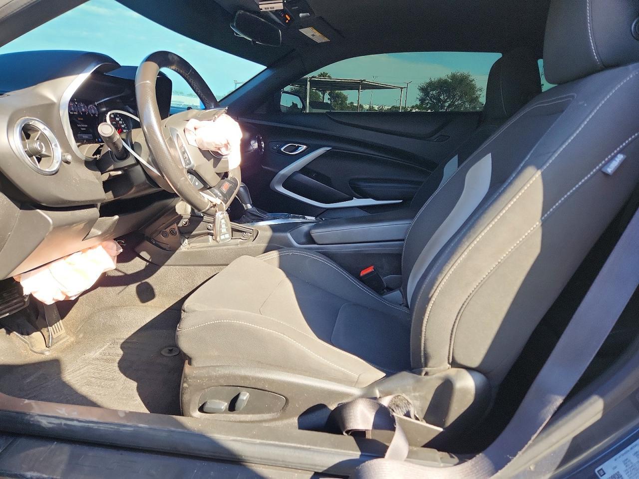 2021 Chevrolet Camaro Lz - zdjęcie 7
