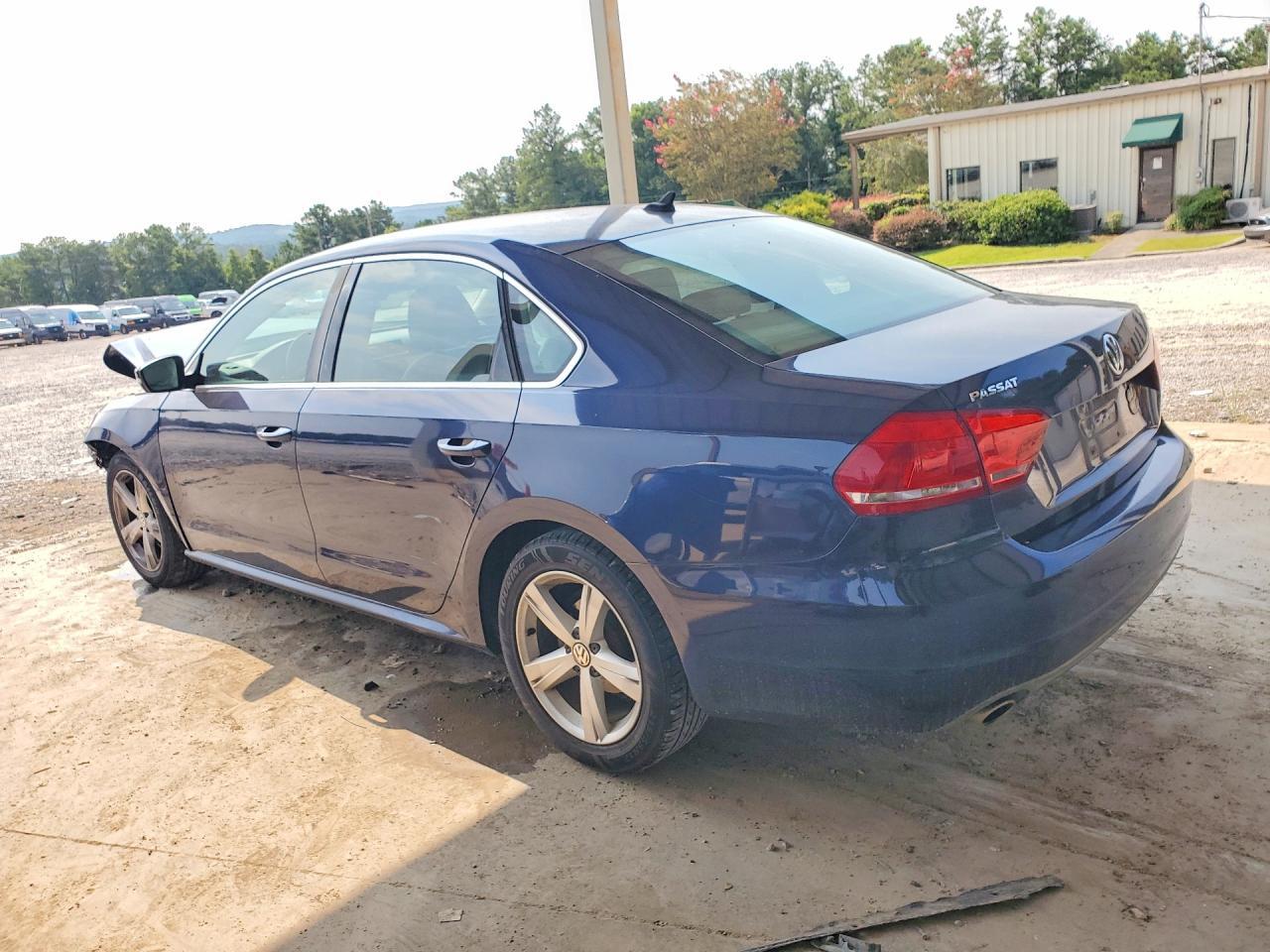 2013 Volkswagen Passat Se - zdjęcie 2