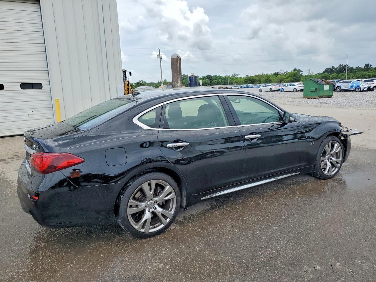 2015 Infiniti Q70L 3.7 - zdjęcie 3