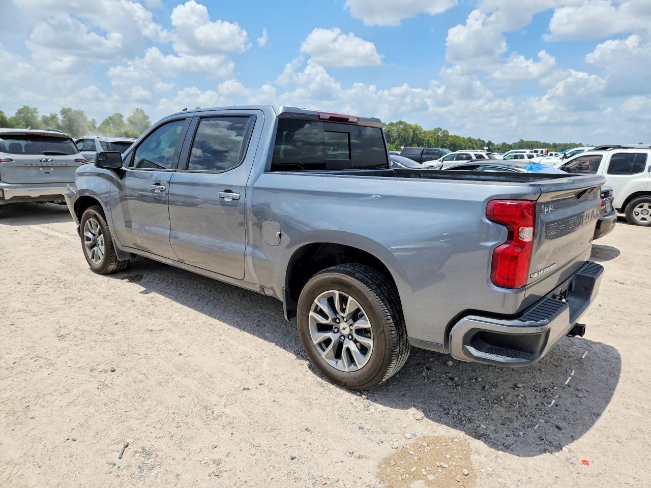 2019 Chevrolet Silverado C1500 Rst - zdjęcie 2
