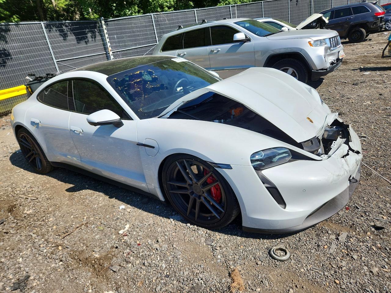 2021 Porsche Taycan 4S - zdjęcie 4