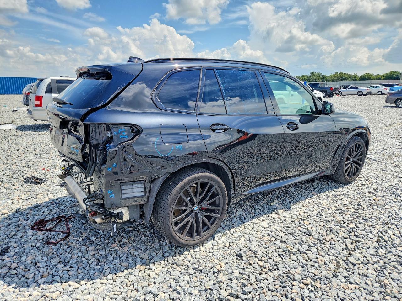 2021 BMW X5 Sdrive 40I - zdjęcie 3