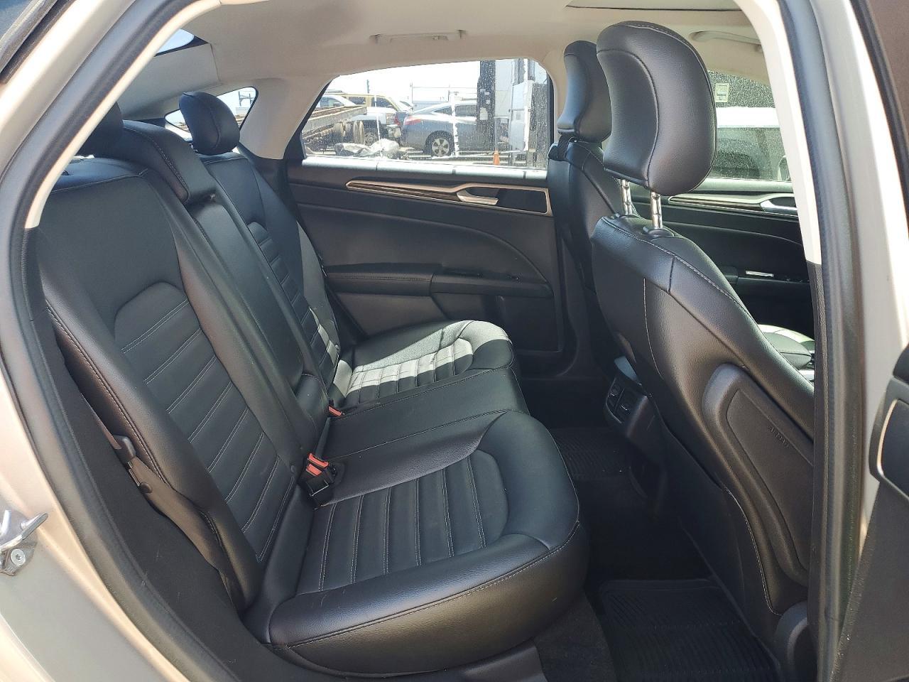 2016 Ford Fusion Se - zdjęcie 10