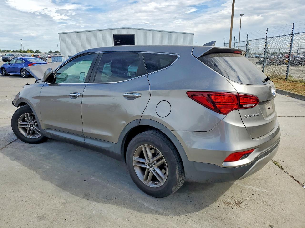 2017 Hyundai Santa Fe Sport 2.4L - zdjęcie 2