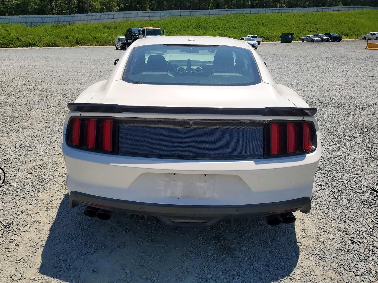 2017 Ford Mustang Gt - zdjęcie 6