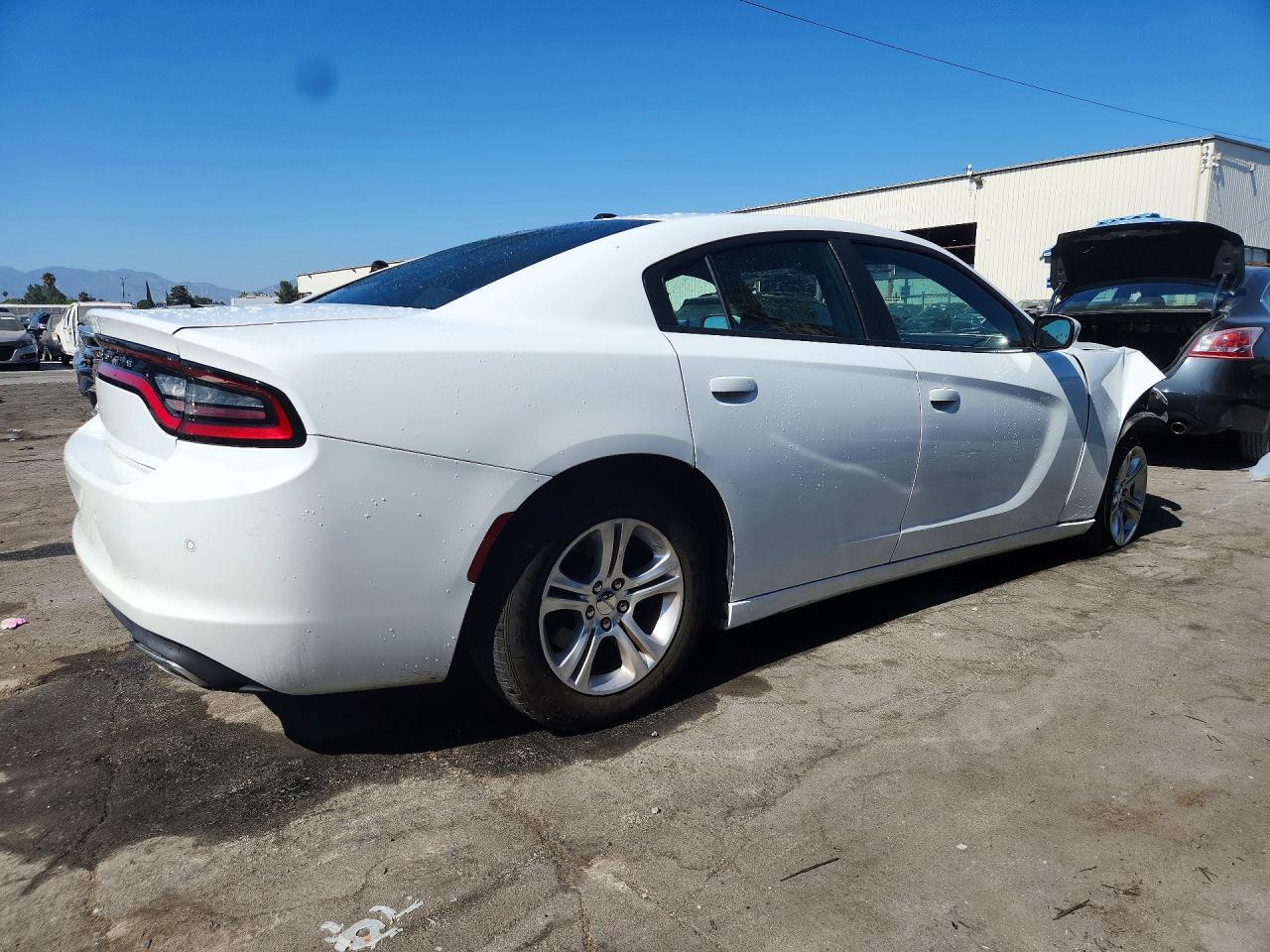 2022 Dodge Charger Sxt - zdjęcie 3