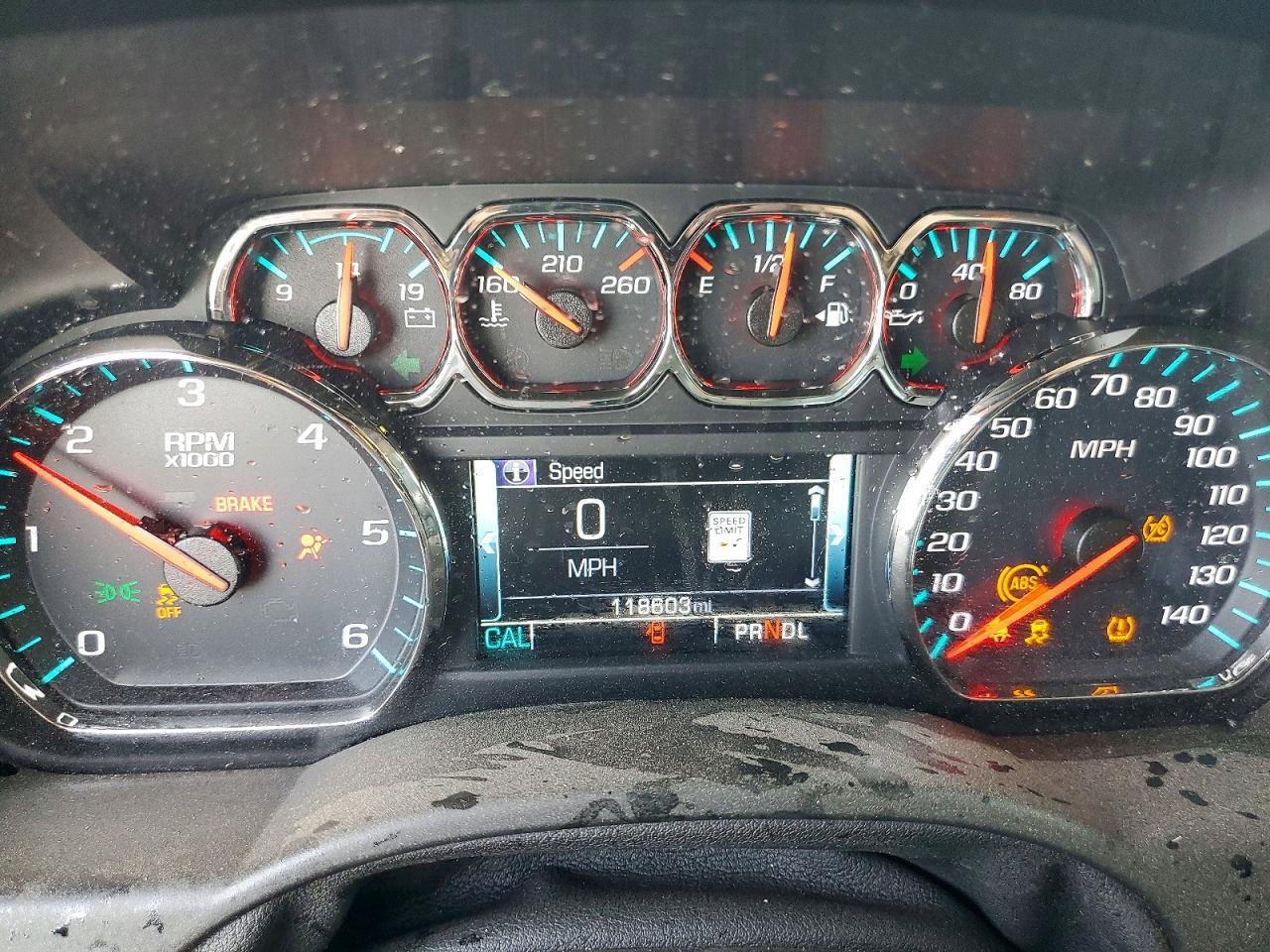 2018 Chevrolet Tahoe C1500 Lt - zdjęcie 9