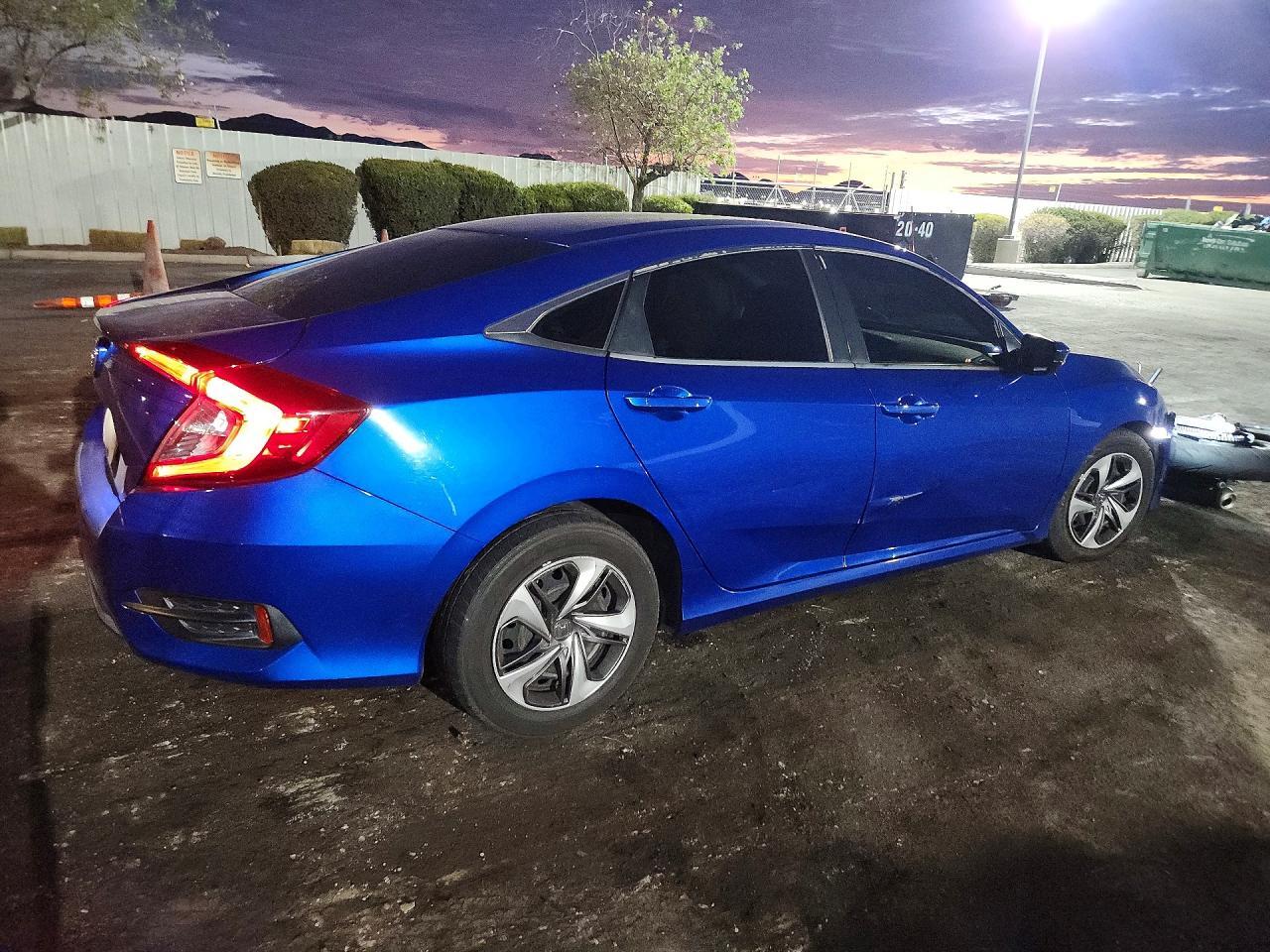 2020 Honda Civic Lx - zdjęcie 3